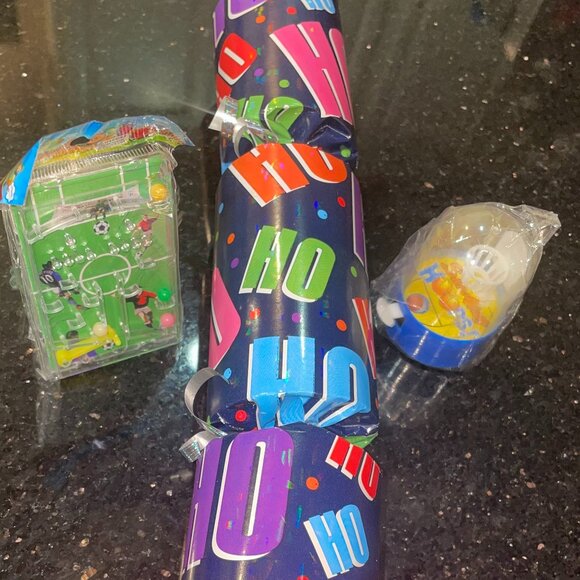 HO HO HO! HandCrafted Single Christmas Party Favors SNAPS Hat Gifts, Sweet Treat - Picture 5 of 8